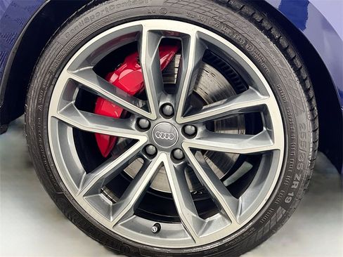 Used 2018 Audi S5 Premium Plus w/ Navigation Package image 32