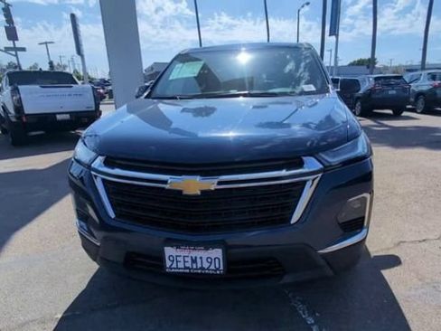 Certified 2023 Chevrolet Traverse LS FWD image 3