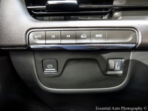 Certified 2022 Cadillac Escalade Premium Luxury image 21