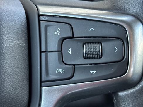 Used 2021 Chevrolet Silverado 1500 LT RWD image 26