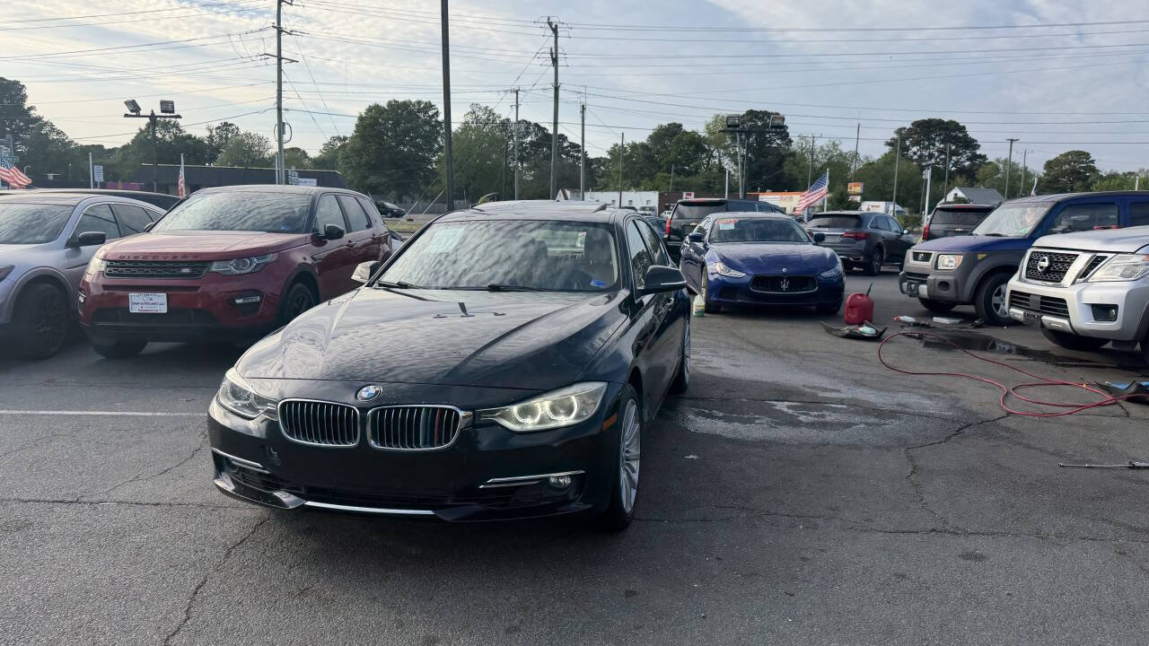 Used 2013 BMW 328i xDrive Sedan AWD/4WD image 19