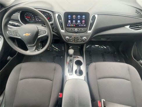 Used 2024 Chevrolet Malibu LT image 26