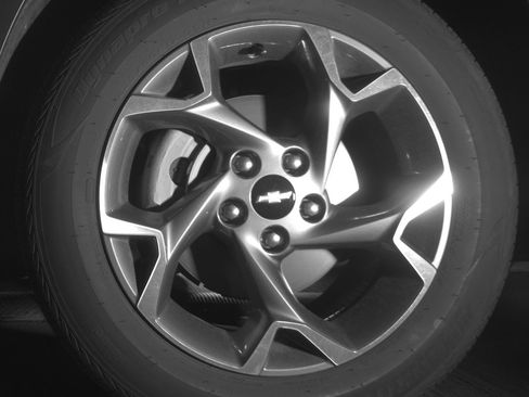 Used 2025 Chevrolet Trax LT FWD image 12