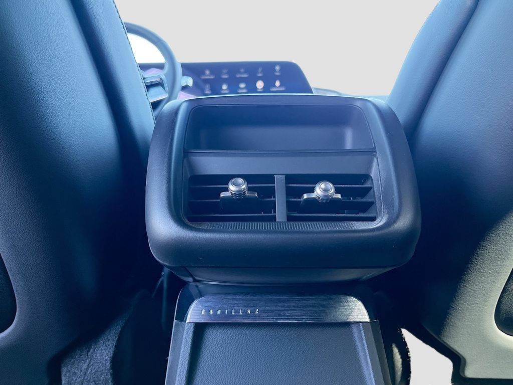 Used 2025 Cadillac Lyriq Sport RWD image 24