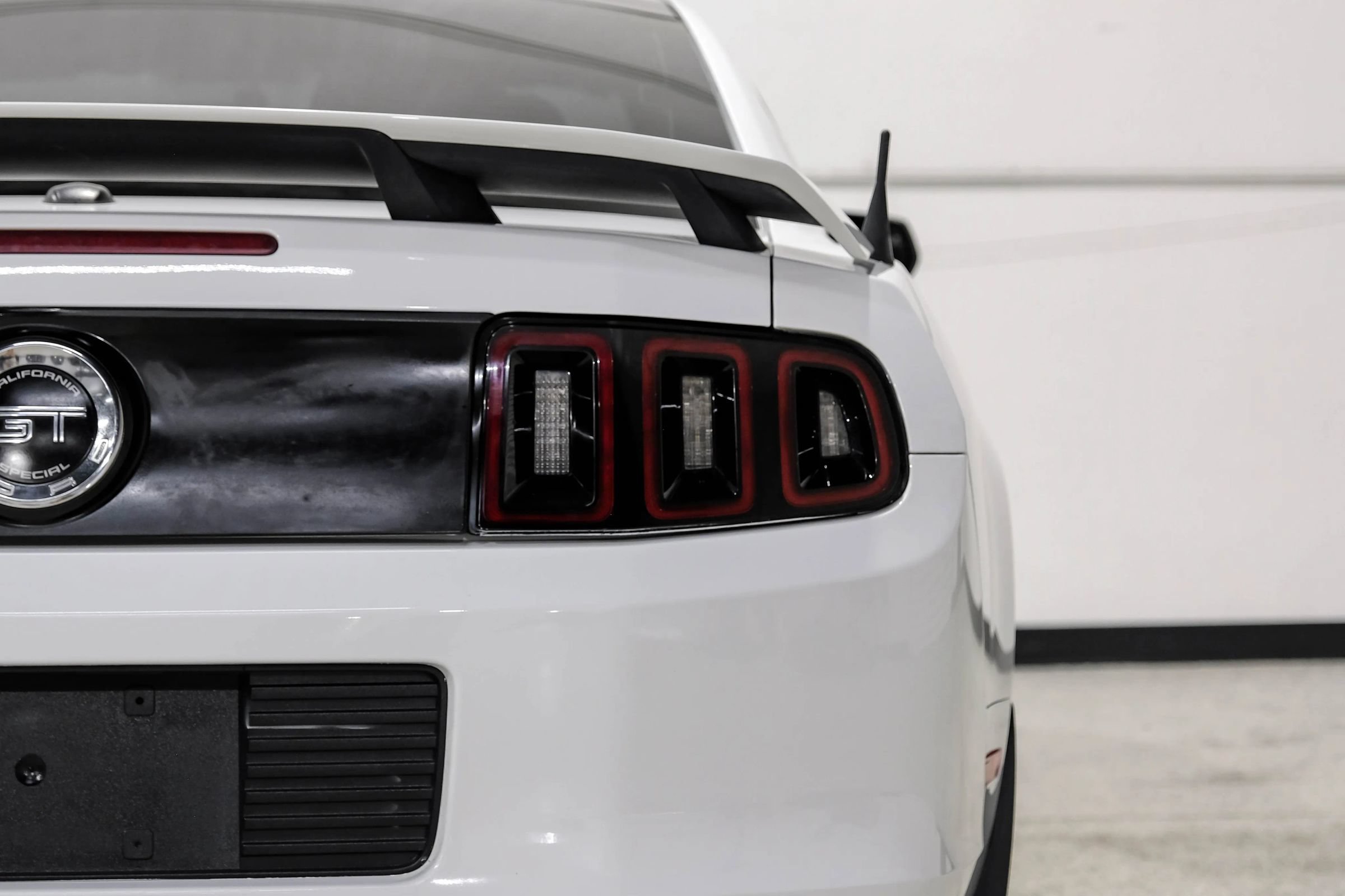 Used 2014 Ford Mustang GT Premium w/ Electronics Package RWD image 55