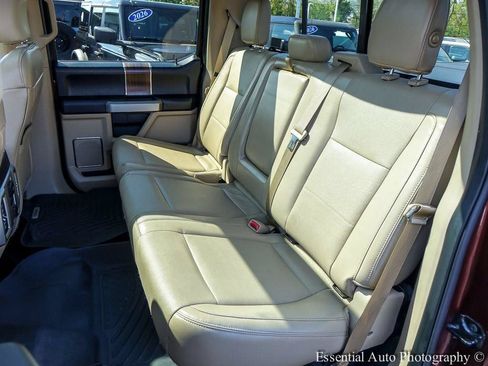 Used 2015 Ford F150 Lariat w/ Equipment Group 502A Luxury AWD/4WD image 11