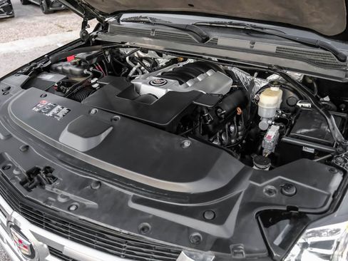 Used 2015 Cadillac Escalade Luxury image 53