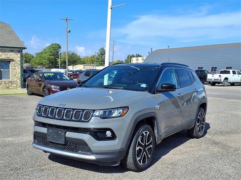 Certified 2024 Jeep Compass Limited image 1