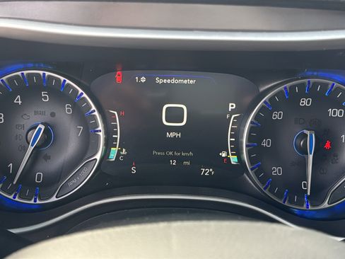 New 2026 Chrysler Pacifica Select w/ S Appearance Package image 20