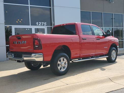 Used 2026 RAM 2500 Big Horn AWD/4WD image 4