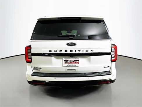 Used 2022 Ford Expedition Max Limited image 6