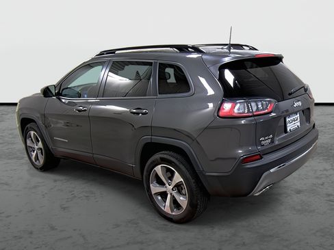 Used 2022 Jeep Cherokee Limited AWD/4WD image 2