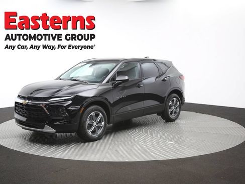 Used 2025 Chevrolet Blazer LT FWD image 56