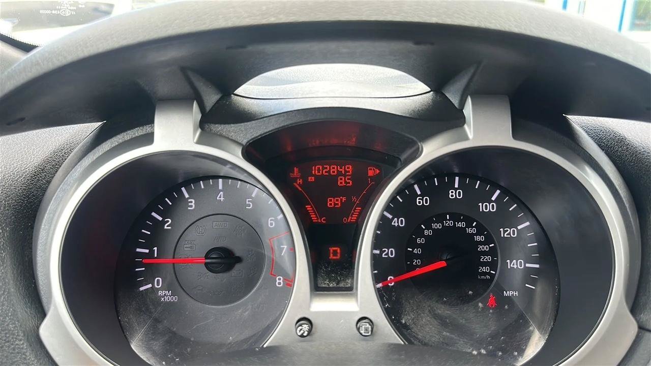Used 2012 Nissan Juke SV AWD/4WD image 41