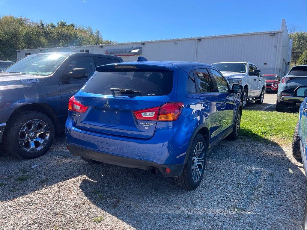 Used 2017 Mitsubishi Outlander Sport SE AWD/4WD image 5