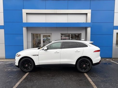 Used 2019 Jaguar F-PACE Prestige image 5
