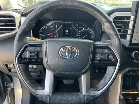 Used 2023 Toyota Tundra Limited AWD/4WD image 9