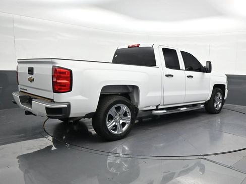 Used 2016 Chevrolet Silverado 1500 Custom w/ Custom Convenience Package RWD image 5