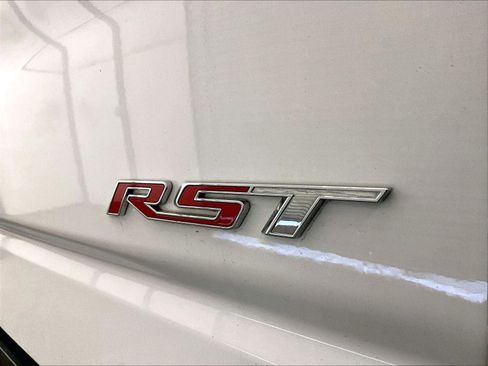 Used 2019 Chevrolet Silverado 1500 RST AWD/4WD image 13