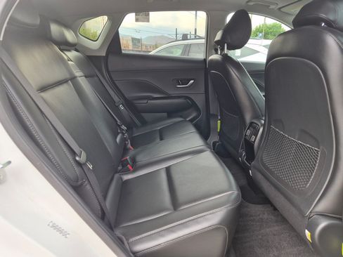 Certified 2024 Hyundai Kona Limited FWD image 31