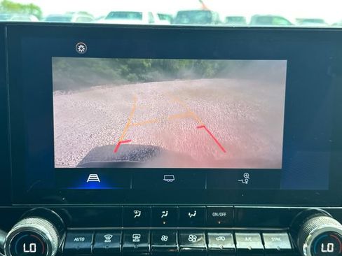 Used 2023 Chevrolet Colorado LT w/ LT Convenience Package AWD/4WD image 29