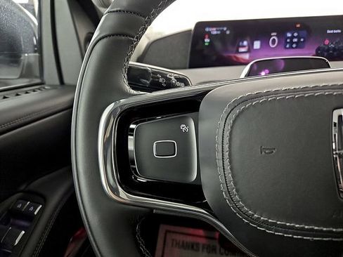New 2025 Lincoln Navigator L Reserve AWD/4WD image 20