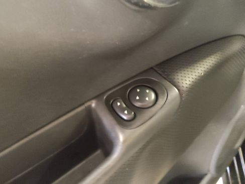 Used 2015 FIAT 500 Sport w/ Comfort/Convenience Group image 27