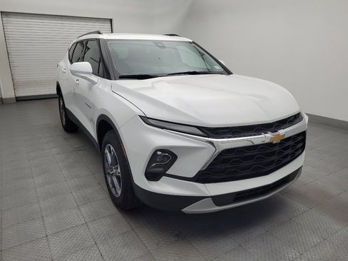 Used 2024 Chevrolet Blazer LT w/ Convenience Package FWD image 13