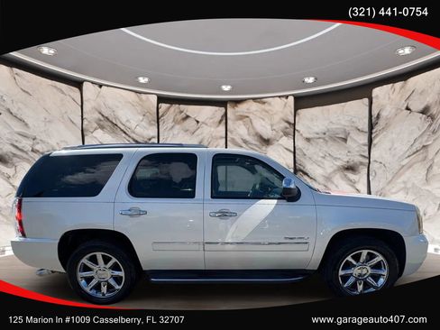 Used 2010 GMC Yukon Denali image 8
