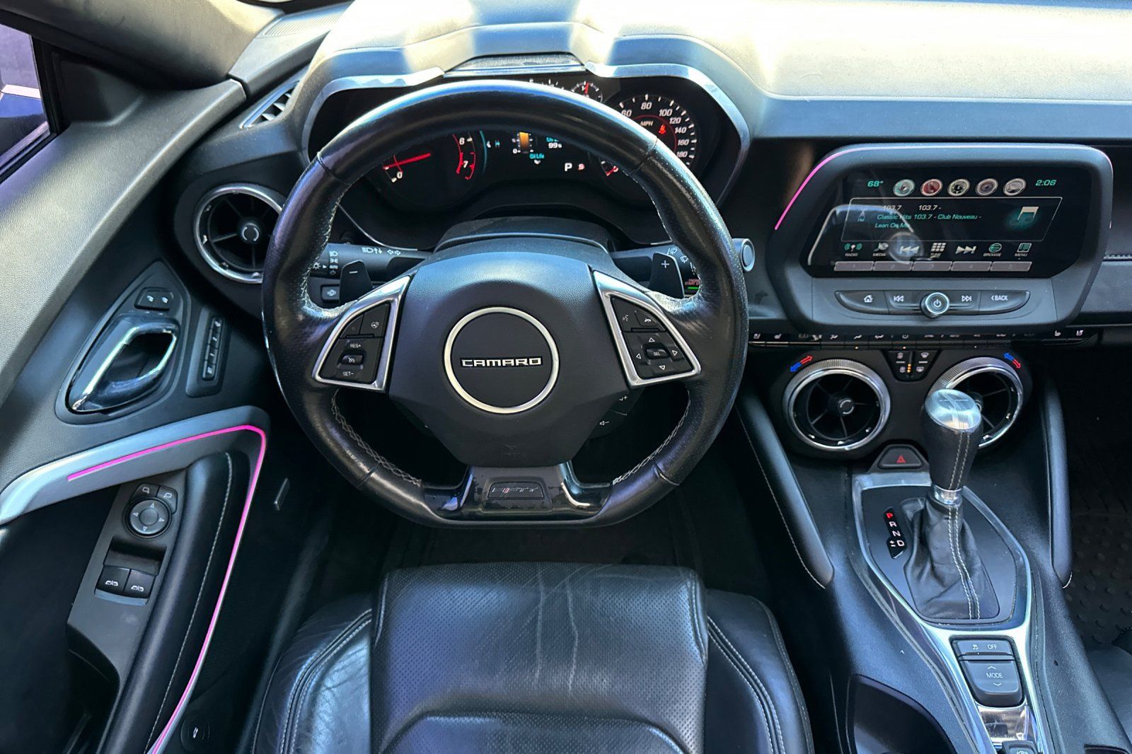Used 2017 Chevrolet Camaro SS RWD image 15