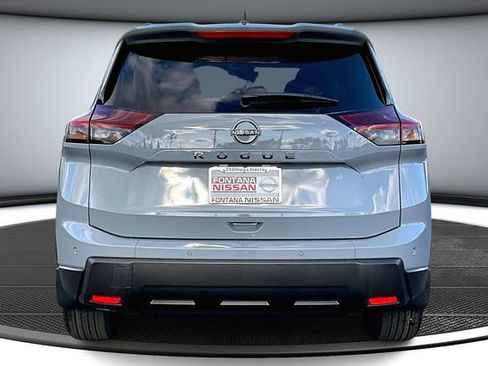 New 2026 Nissan Rogue SV image 4