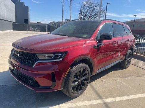 Used 2022 Kia Sorento SX image 4