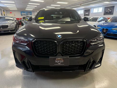 Used 2023 BMW X4 xDrive30i w/ M Sport Package image 2