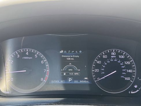 Used 2014 Hyundai Equus Signature RWD image 11