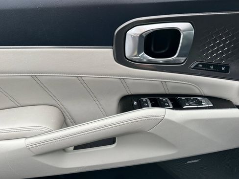 Used 2022 Kia Sorento SX Prestige image 10