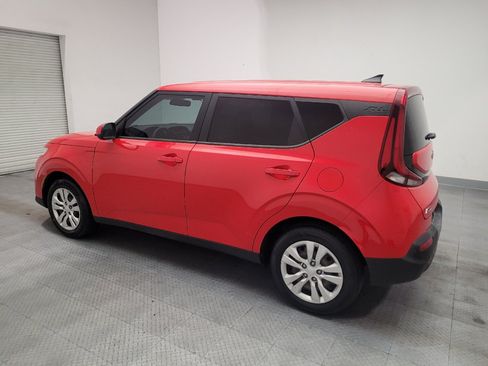 Used 2020 Kia Soul LX FWD image 3