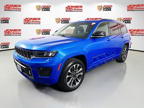 Used 2023 Jeep Grand Cherokee L Overland AWD/4WD image 16