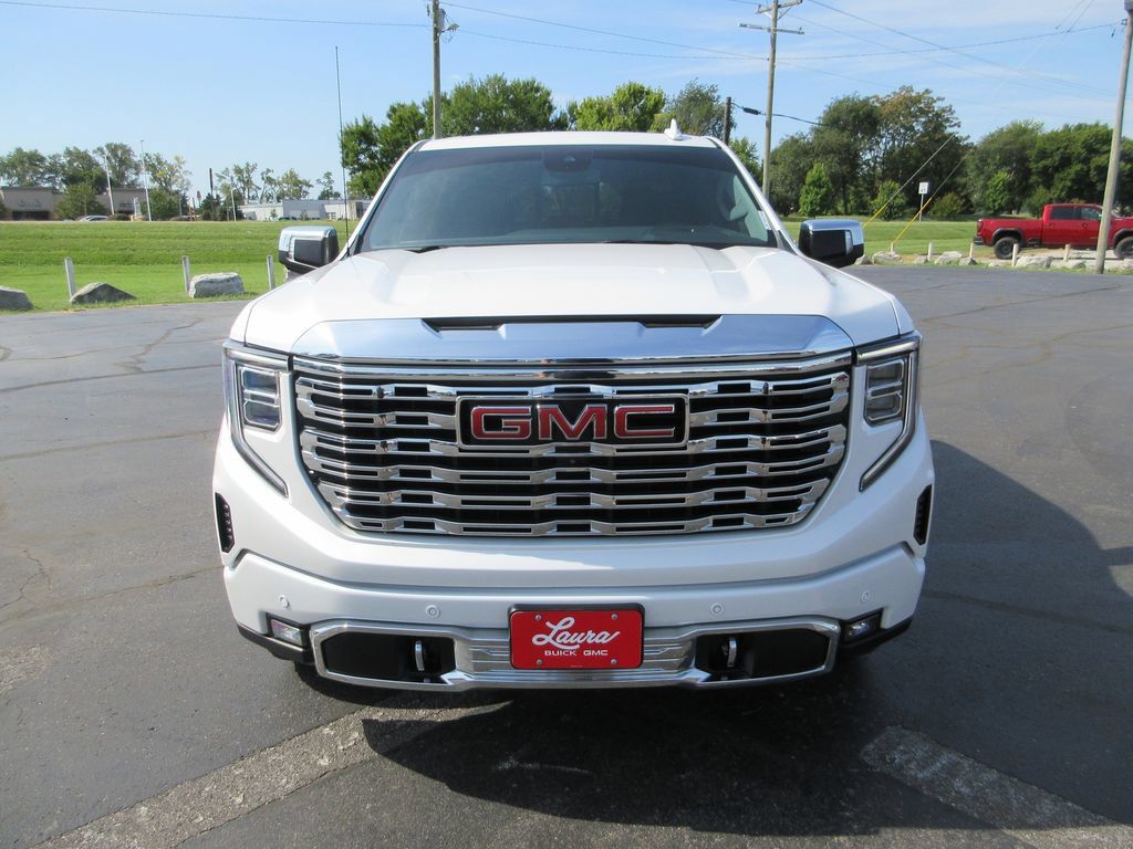 Used 2023 GMC Sierra 1500 Denali AWD/4WD image 13