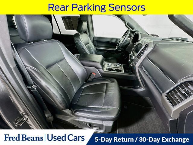 Used 2019 Ford Expedition XLT w/ Equipment Group 202A AWD/4WD image 36