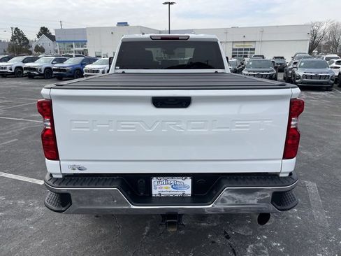 Used 2024 Chevrolet Silverado 2500 LT w/ Convenience Package image 7