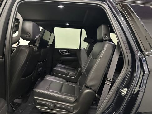Used 2021 Chevrolet Tahoe Z71 w/ Luxury Package AWD/4WD image 52