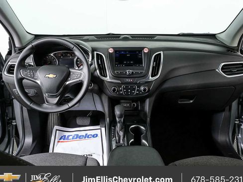Used 2024 Chevrolet Equinox LT image 17