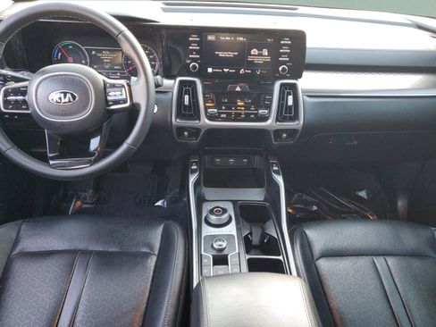 Certified 2021 Kia Sorento S image 12