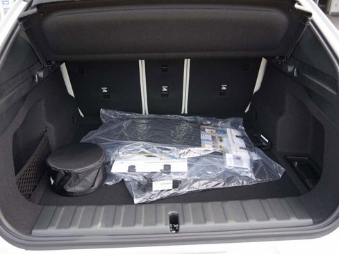 New 2026 BMW X2 xDrive28i image 5