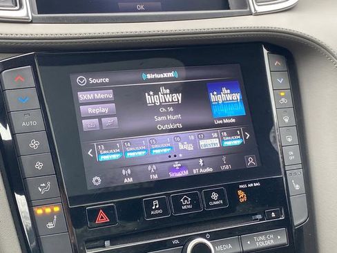 Used 2023 INFINITI QX50 Luxe image 18