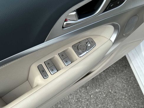 New 2026 Genesis G70 2.5T Prestige image 14