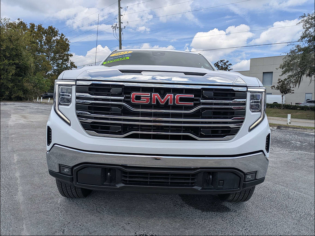 Used 2023 GMC Sierra 1500 SLT w/ SLT Premium Package AWD/4WD image 10