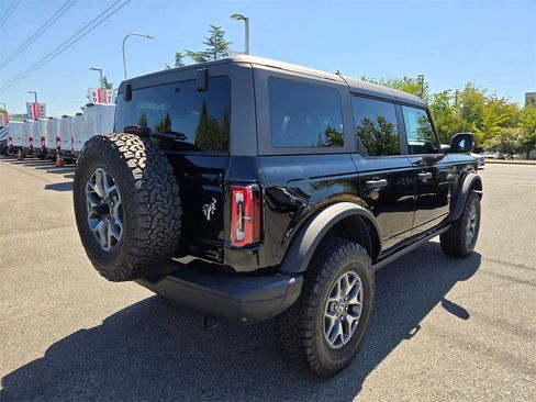 New 2025 Ford Bronco Badlands image 5