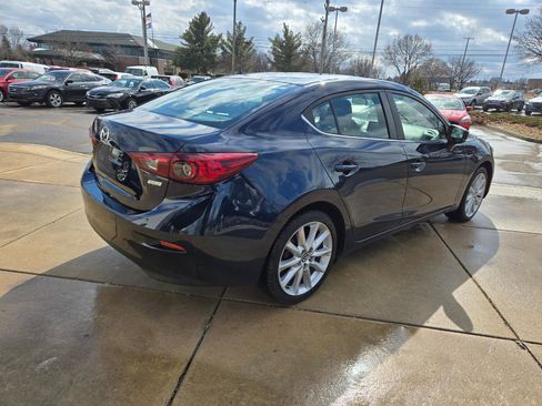 Used 2017 MAZDA MAZDA3 Touring image 5