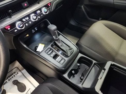 Used 2023 Honda CR-V EX image 16